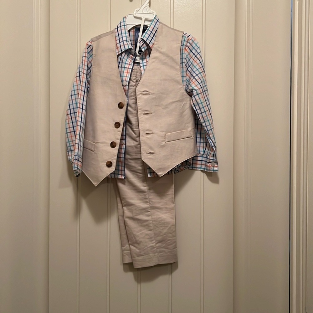 IZOD 3T Boy 3-Piece Set with Collared Dress Shirt, Vest, and Pants